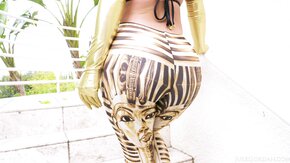 Ass Goddess Savannah Bond Worships 12 Inches Of Steel Cock