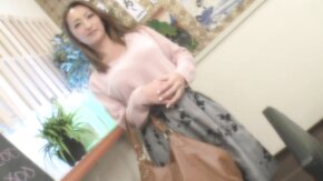 Japanese MILF Rena Fukiishi