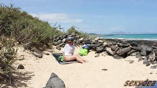 SexyDea - Fuerte Beach Squirt Fun