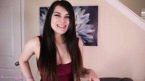 Ellie Idol - Shrinking My Tinder Date