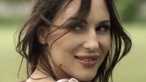 Lilu Moon Loves To Fuck In Open Air