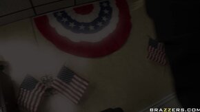 Samantha Saint Sucking The Senator