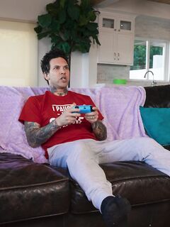 Aubree Valentine, Abigaiil Morris - Horny Cosplay Cutie Fist