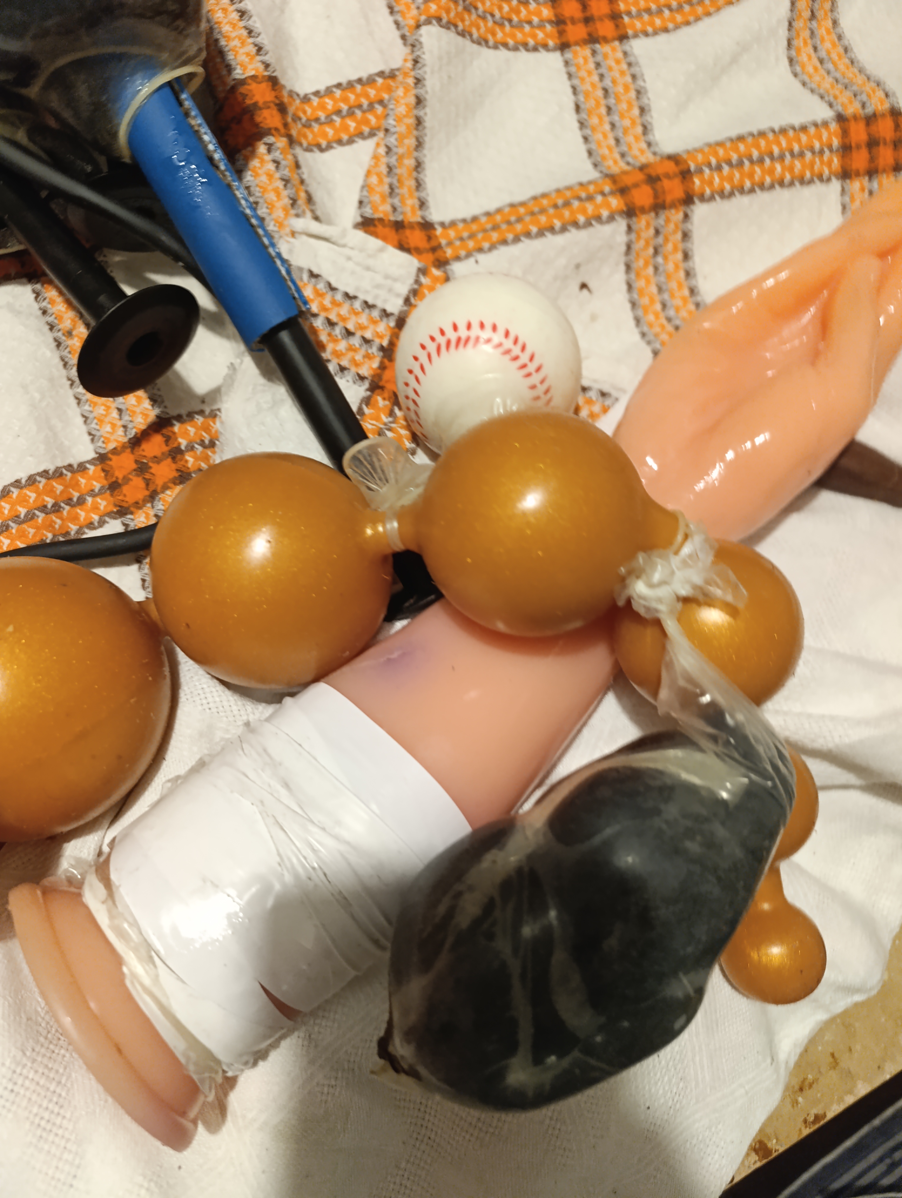 ANAL HARD giant rubber anal toys