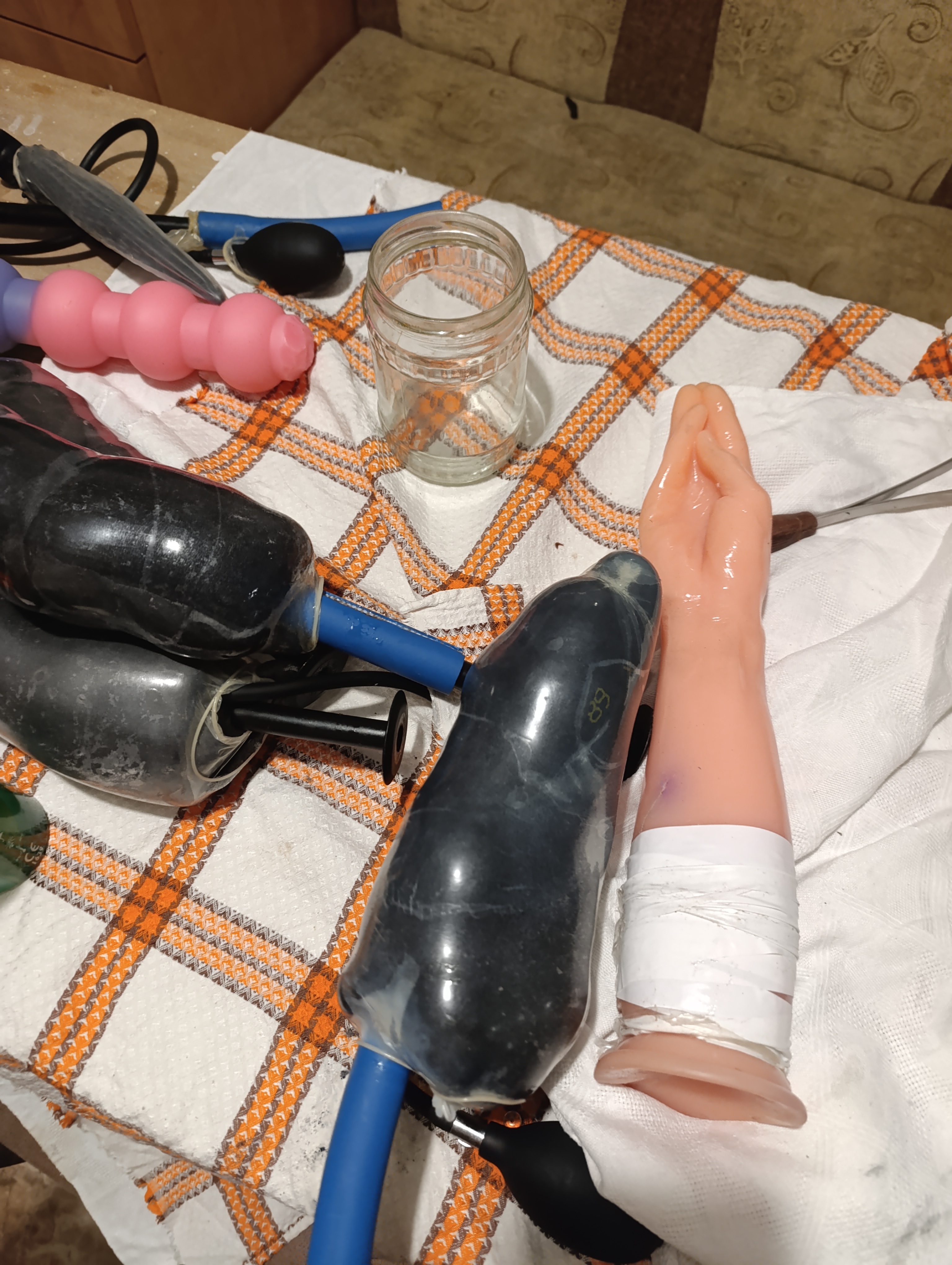 ANAL HARD giant rubber anal toys