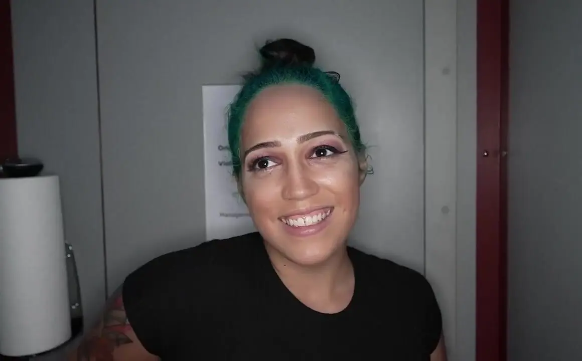 C232-2 Vanity Phoenixxx 1st Visit