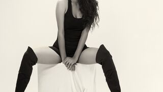 Mi Richi - Monster Cock Crush Ass With Gape and Anal Creampie