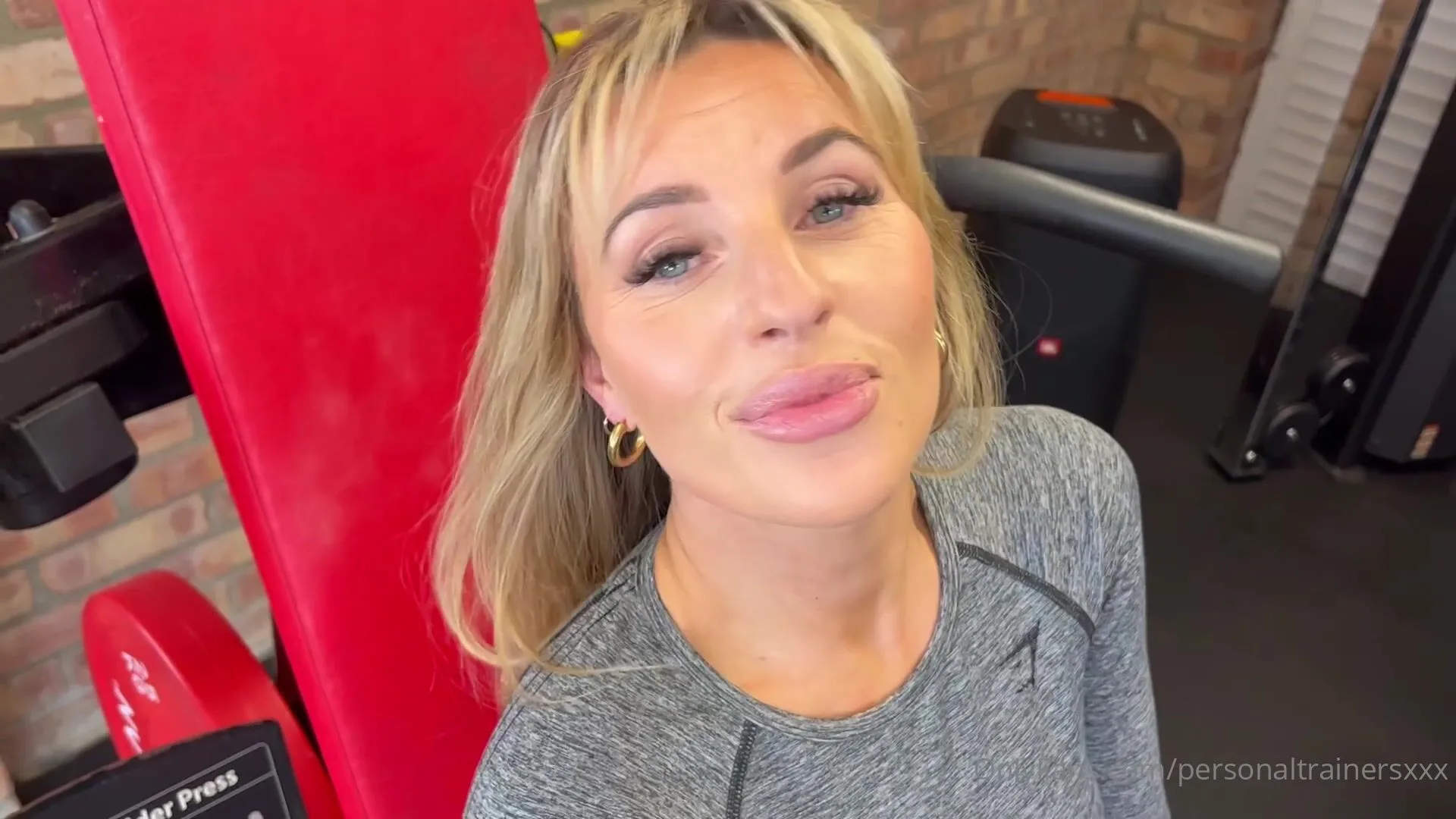 Personaltrainersxxx. Marc fucks kayla wild