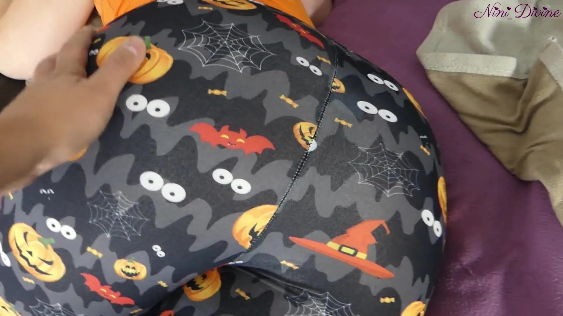 Nini Divine - My Step Sister wants more Candy and a Big Cock for Halloween!