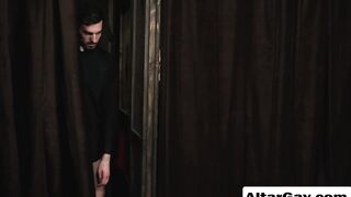 Perv priest fucks the ass of Twink confessor