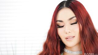 BSE - Redheaded Hottie Scarlette Moon Squirts Like a Geyser