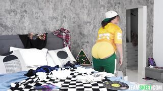 Tomboyz 26 09 05 Willow Ryder You Were Hiding That Fat Ass Under Those Clothes Her BF