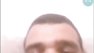 فلسطيني محمد معمر يشلخ علا كاميرا