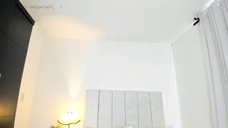 a l l y _ s n o w - 2 0 2 6 1 0 1 4 - 0 9 5 3 2 2