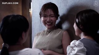 The neighborhood dads even know the position of my wife’s mole. Kasuga Hine