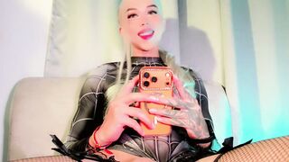 C l a u d i a C o o p e r - 2 0 2 6 1 0 1 7 - 1 9 3 5 5 6