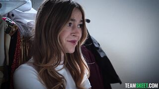 UTT - Oops! She Did It Again: Della Earns Her Career With Her Throat