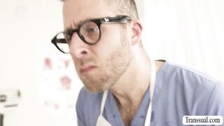 TS patient cums on the face of her doctor