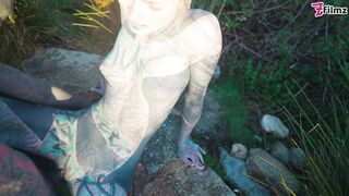 Anuskatzz cums in water