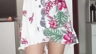 Anita putita caliente bailando y quitandose la ropa