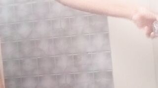 Latina caliente  preparandose para tener sexo