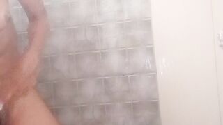 Latina caliente  preparandose para tener sexo