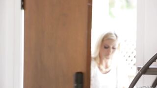 Elsa Jean Alexis Fawx