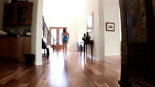 Miley Moore - Big Booty White Girls